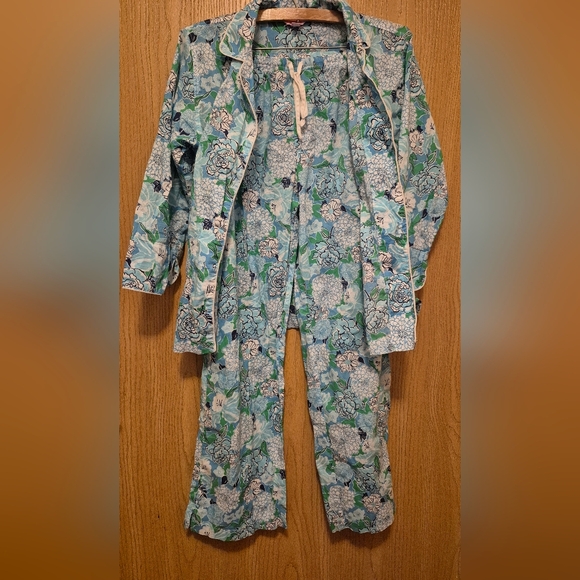 Lily pulitzer blue floral 2 pice pajama set size small - Picture 4 of 9